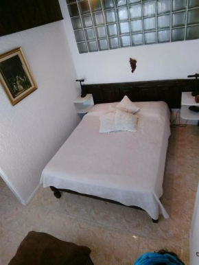 Habitacion privada Gorlero y 27 frente al Mc Donalds